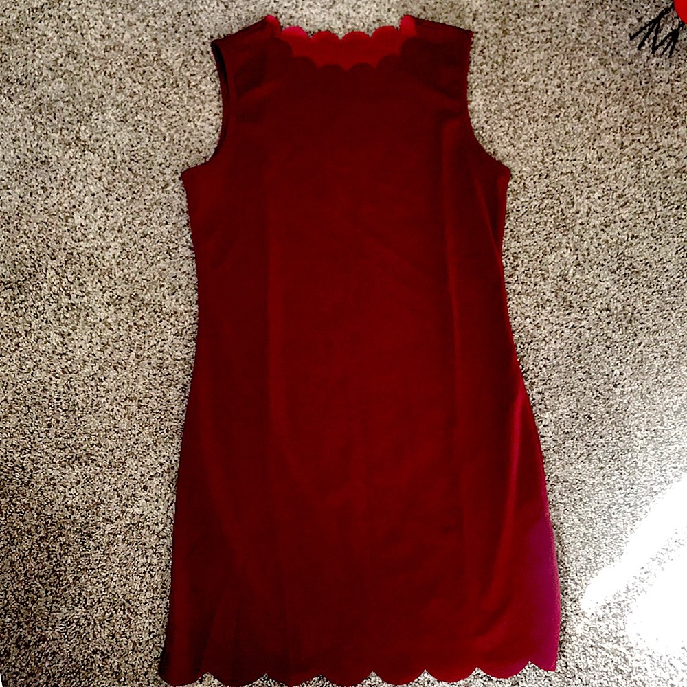 ‼️SOLD‼️NWOT SHEIN Scallop neck & hem line sleeveless dress• Burgundy